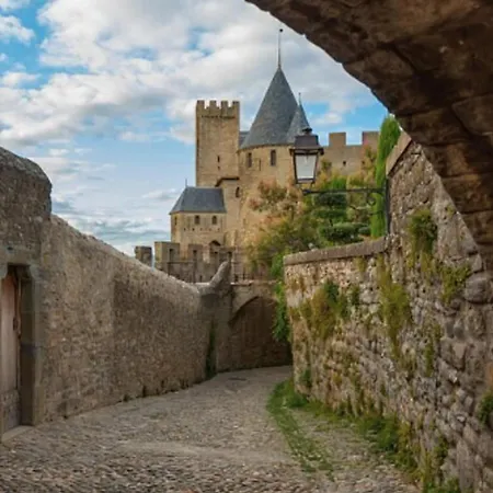 Pleasant T2 In The Heart Of The City Center * Carcassonne